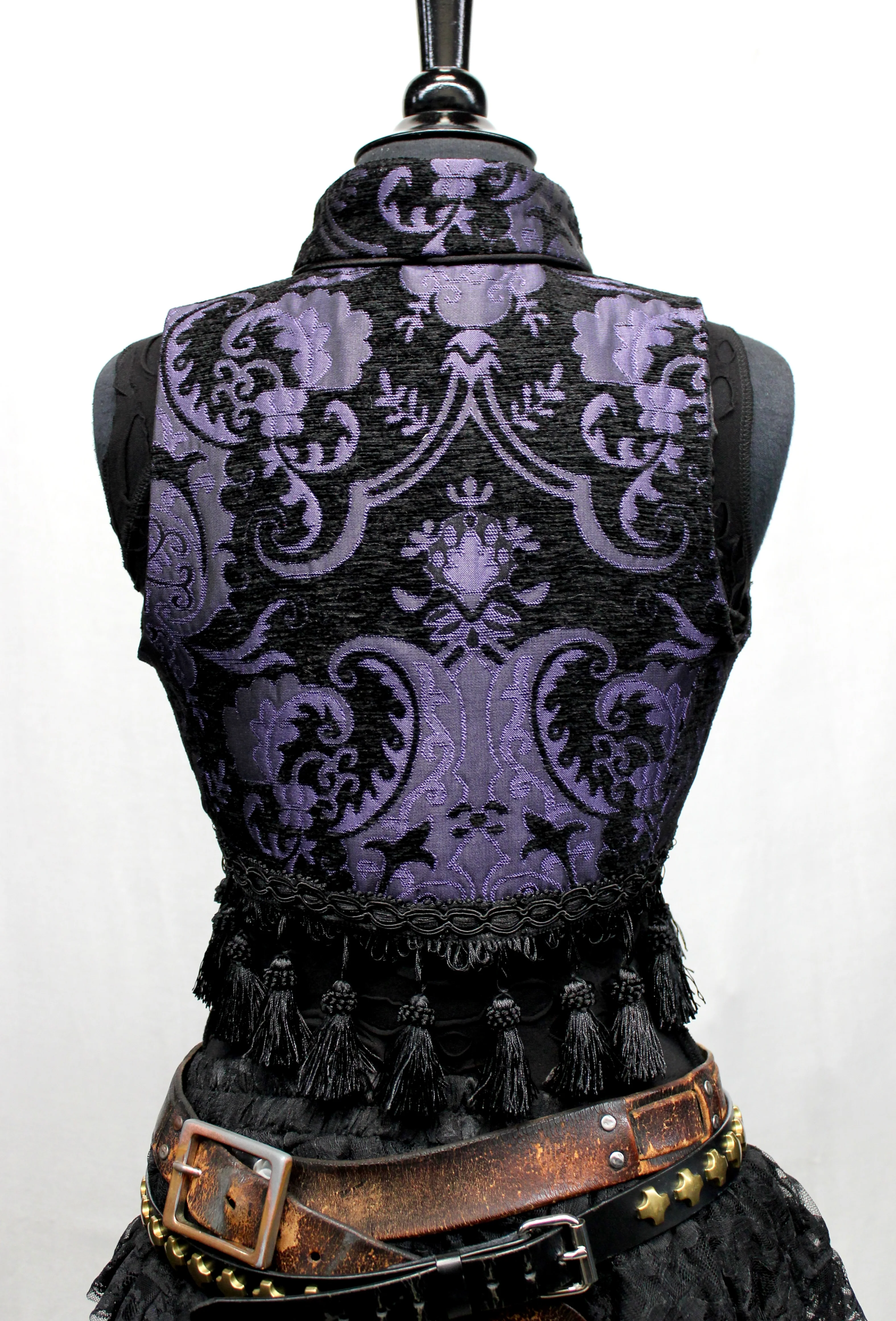 TOREADOR VEST - PURPLE/BLACK TAPESTRY - Image 7