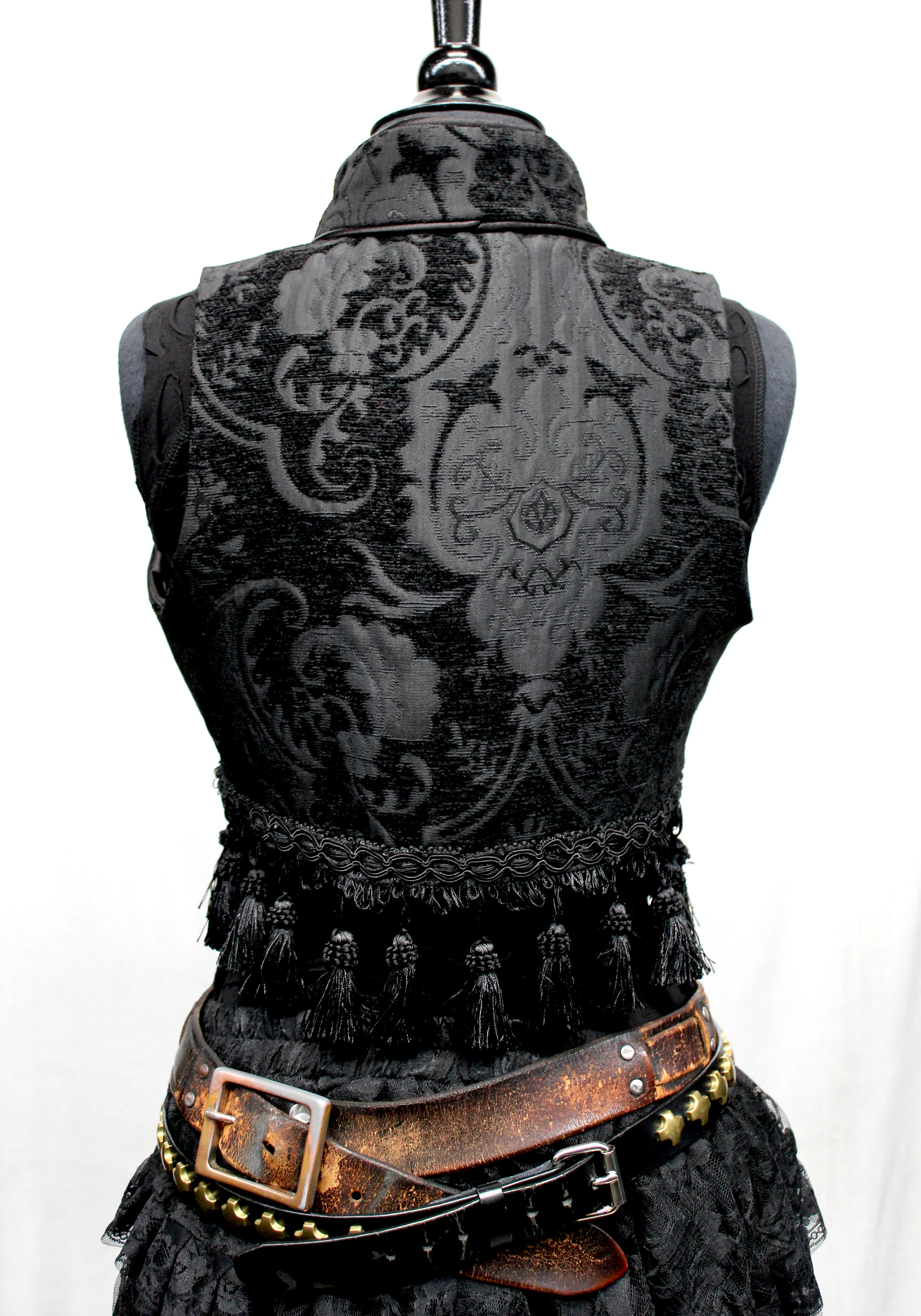 TOREADOR VEST - BLACK TAPESTRY - Image 7