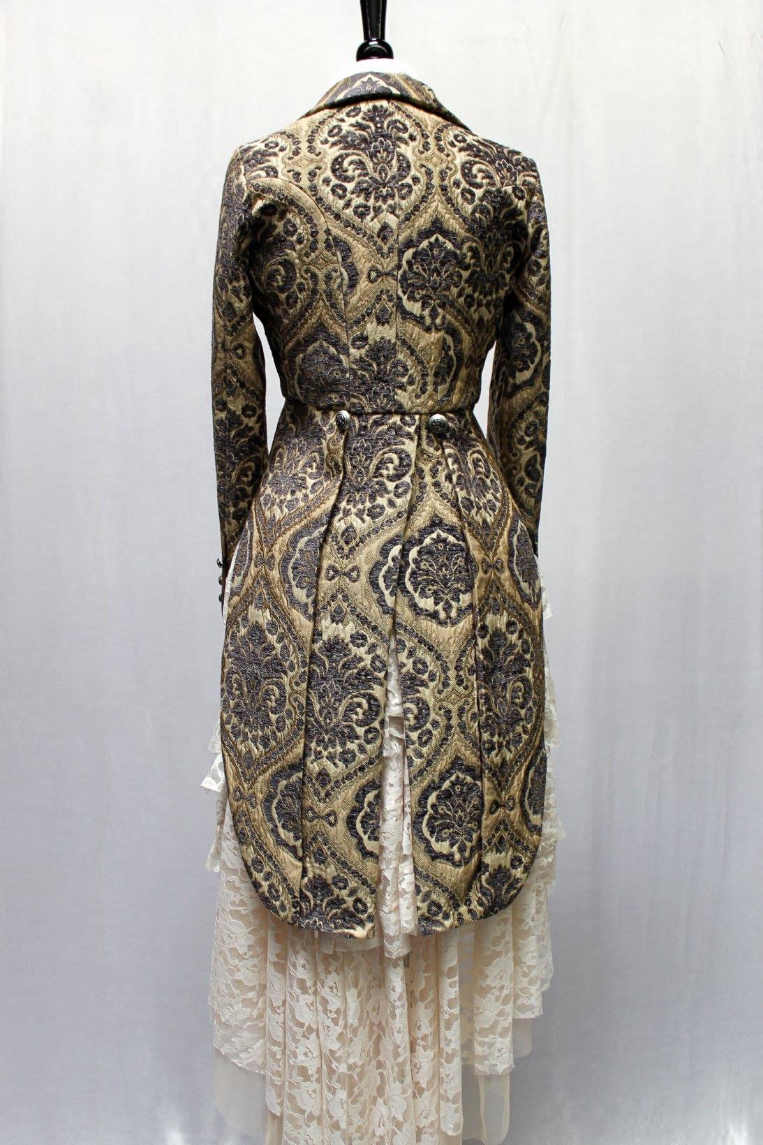 HARLEQUIN TAILCOAT - IVORY/BLUE TAPESTRY - Image 3