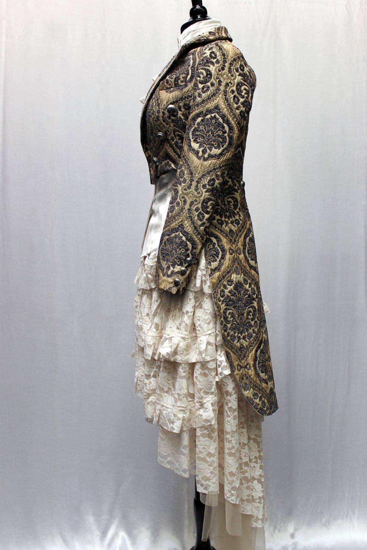 HARLEQUIN TAILCOAT - IVORY/BLUE TAPESTRY - Image 4