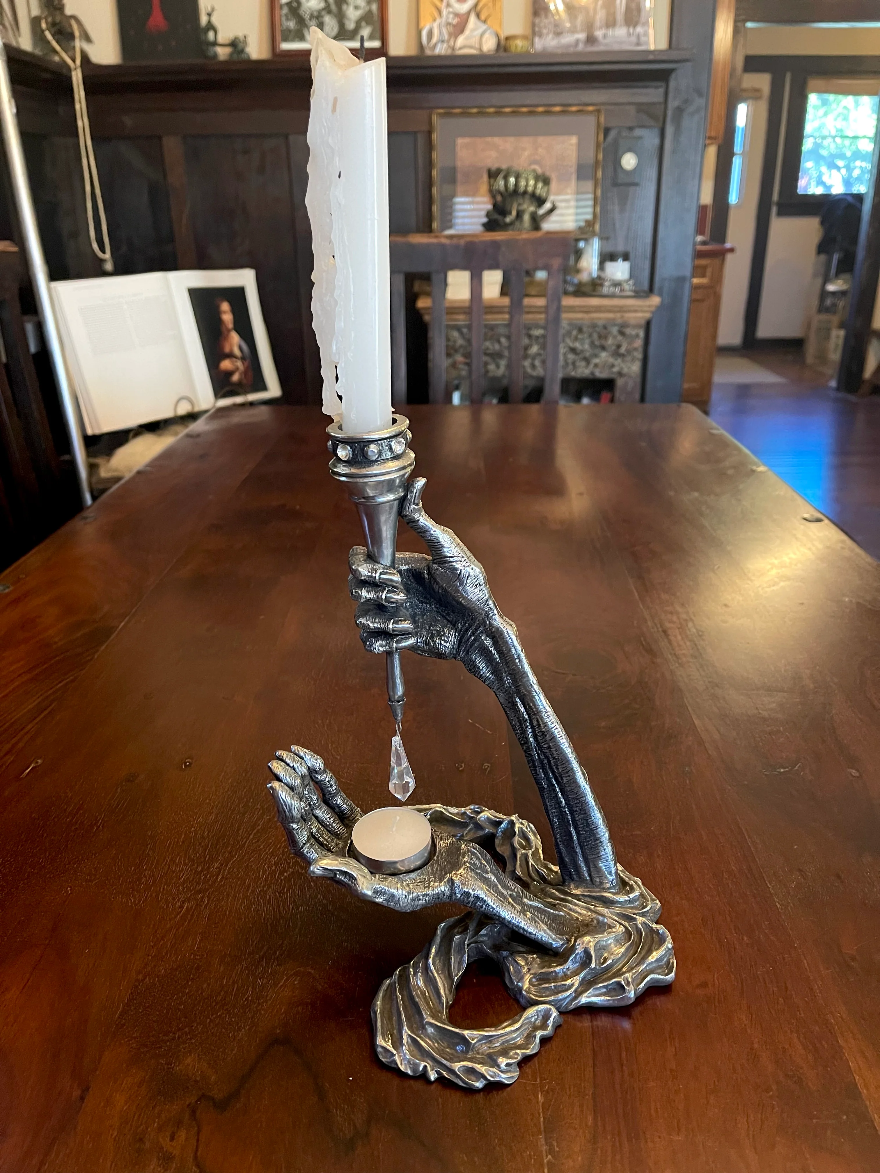 GOTHIC HANDS CANDLEHOLDER - Image 3