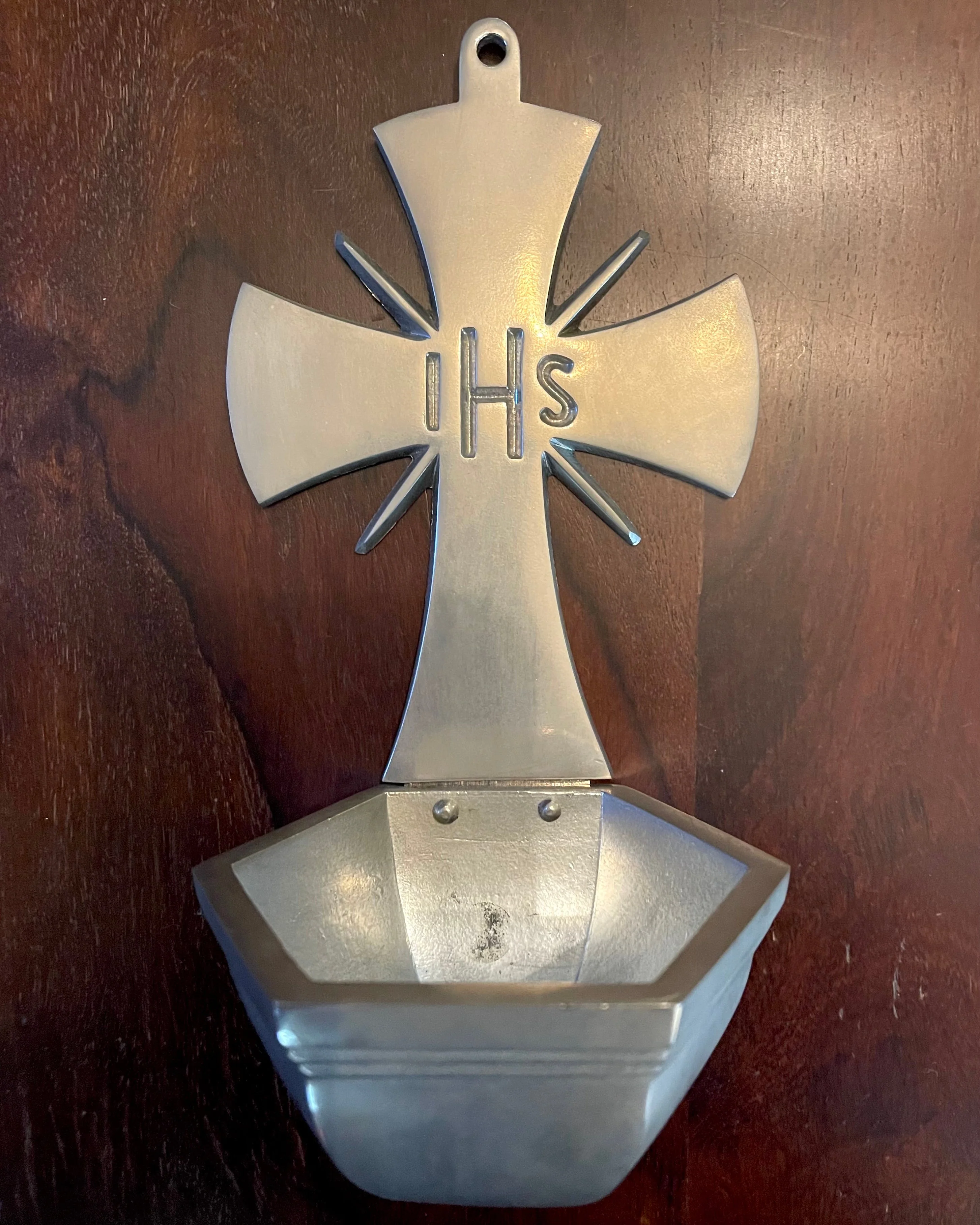 HOLY WATER FONT