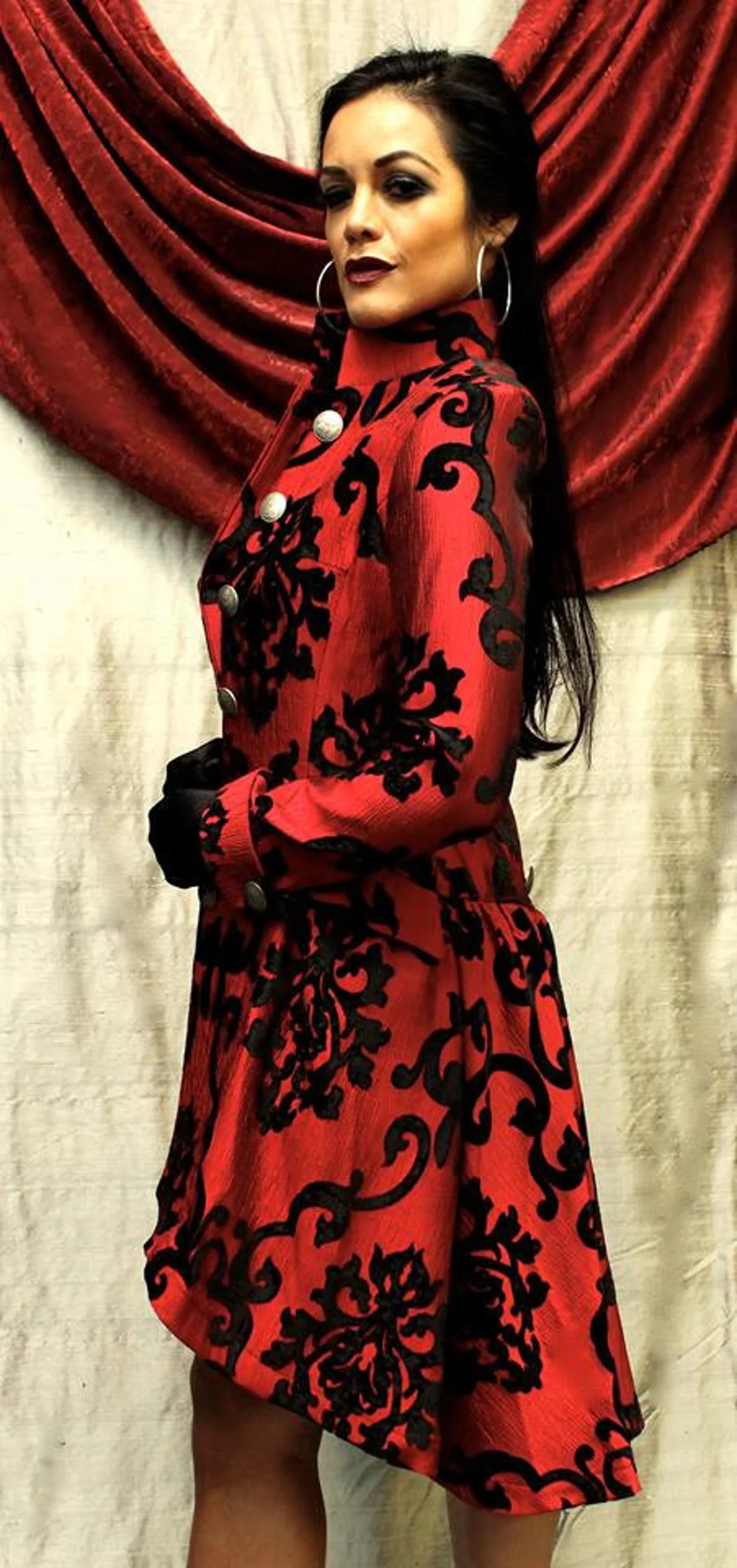 LIONHEART COAT - BLACK ON RED VELVET BROCADE - Image 3