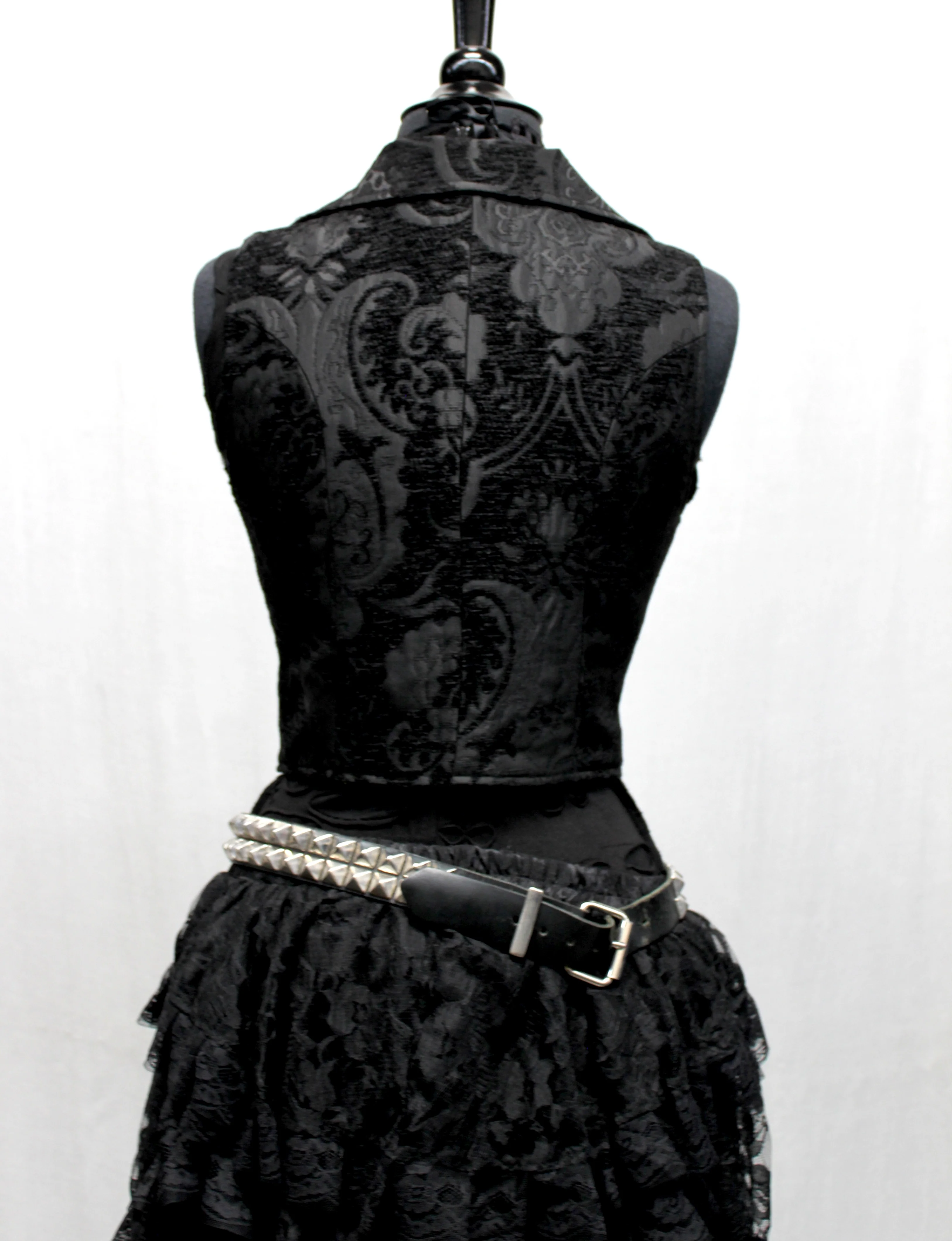 MARQUESA VEST - BLACK TAPESTRY - Image 5