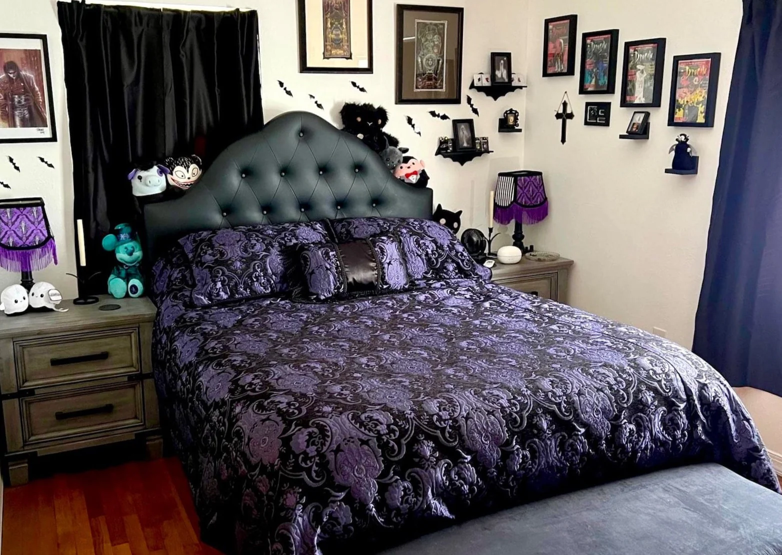 MEDIEVAL TAPESTRY DUVET AND PILLOW SET  - PURPLE/BLACK TAPESTRY - KING SIZE - Image 5