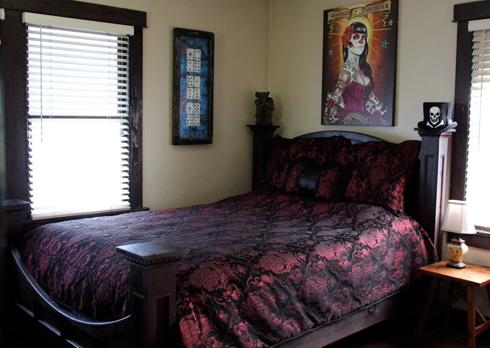 MEDIEVAL TAPESTRY DUVET AND PILLOW SET - RED/BLACK - QUEEN SIZE - Image 6