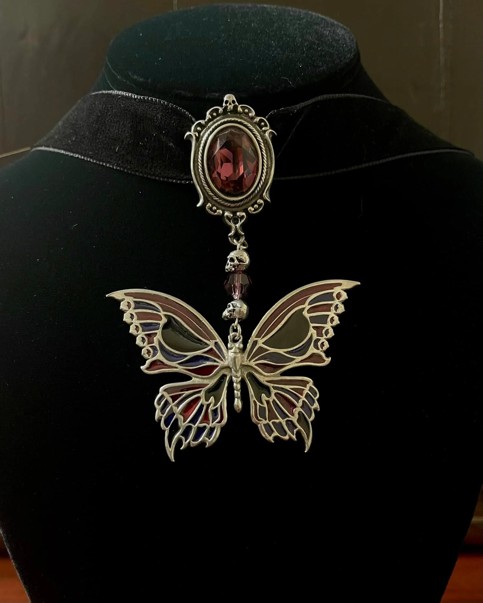 MORBID BUTTERFLY CHOKER - Image 2