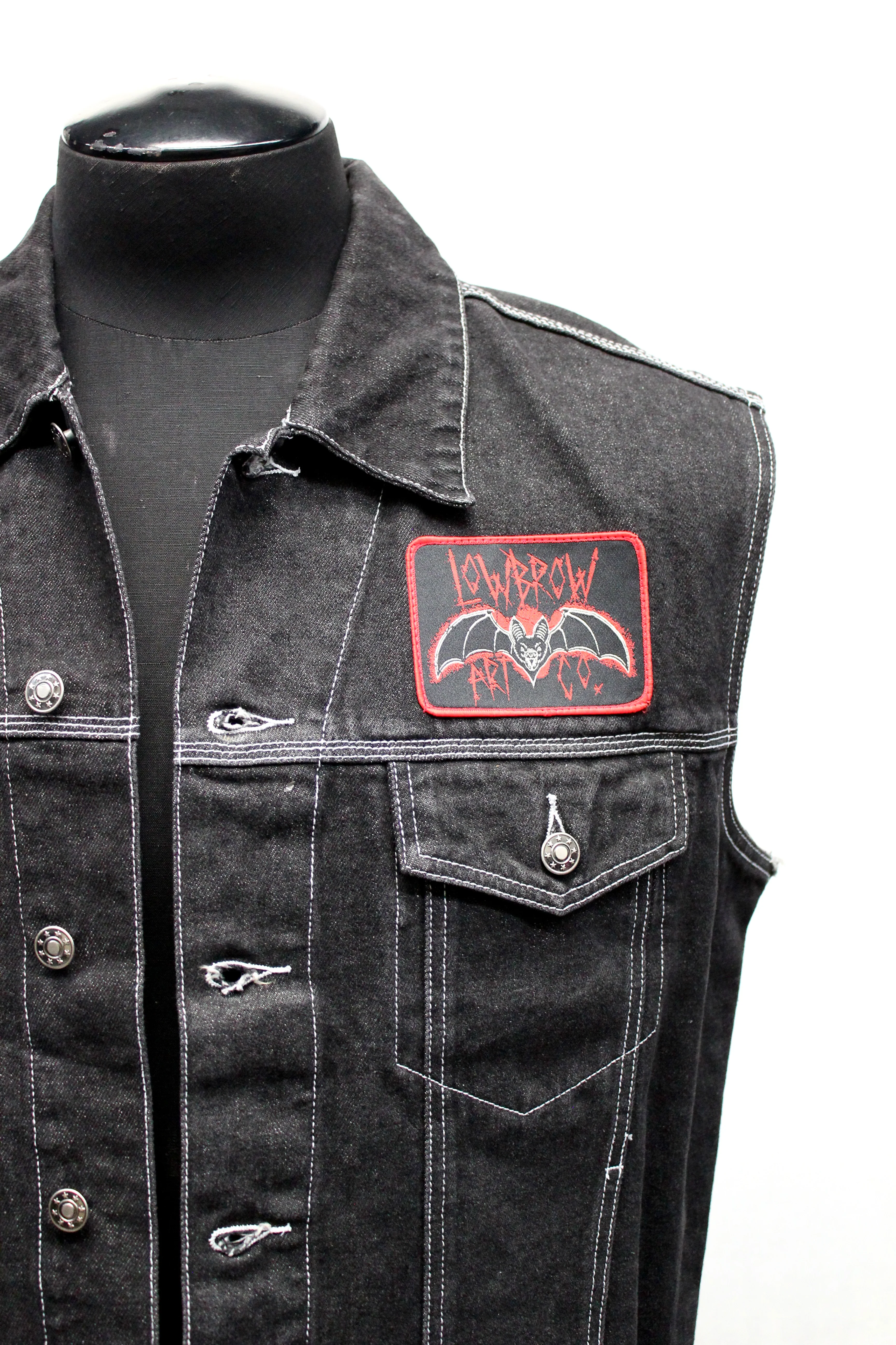 MOTORCYCLE DENIM VEST - INDIAN CHIEF SKULL PRINT - Image 3