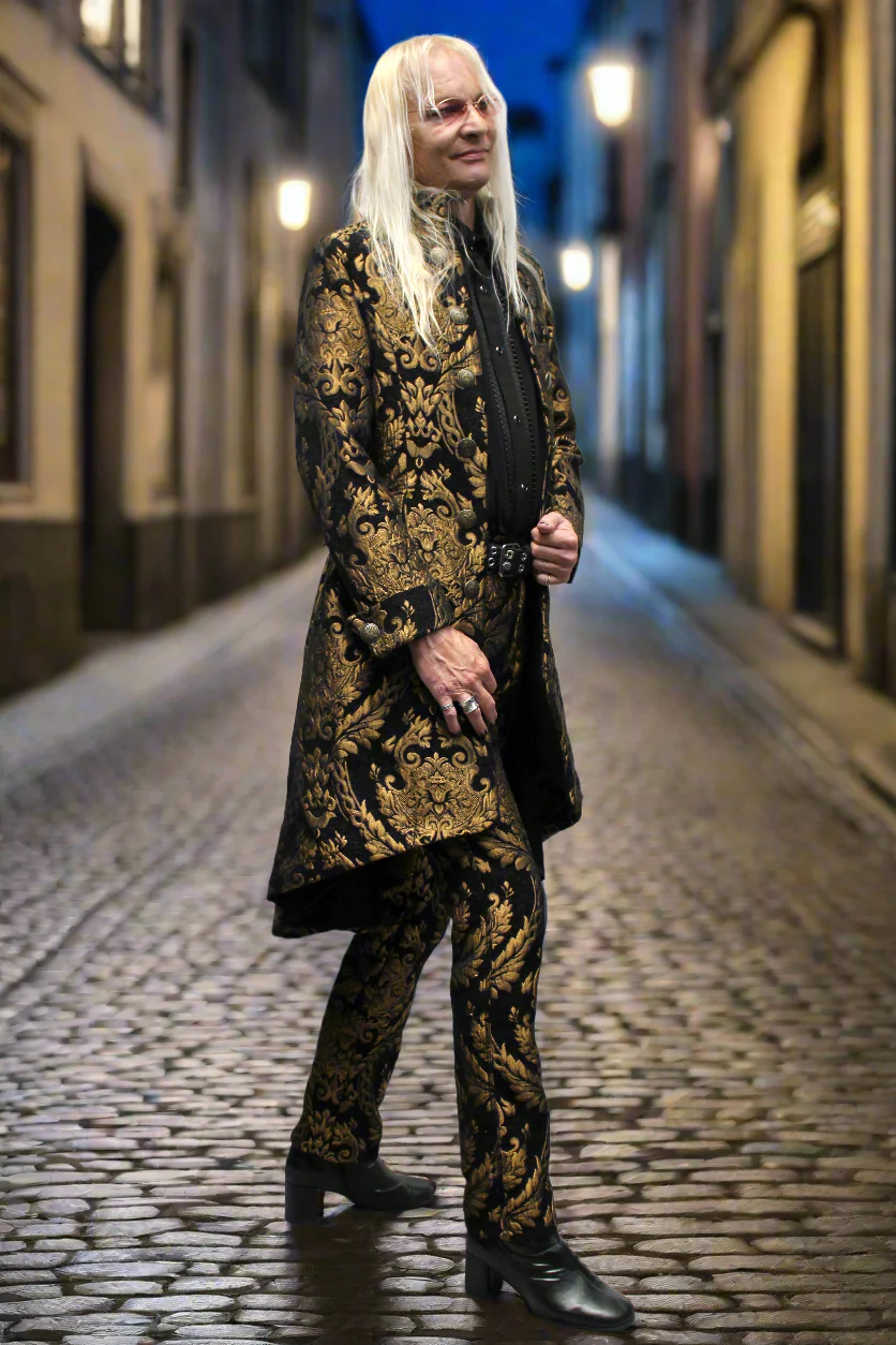 ORDER OF THE DRAGON COAT - GOLD/BLACK TAPESTRY - Image 6