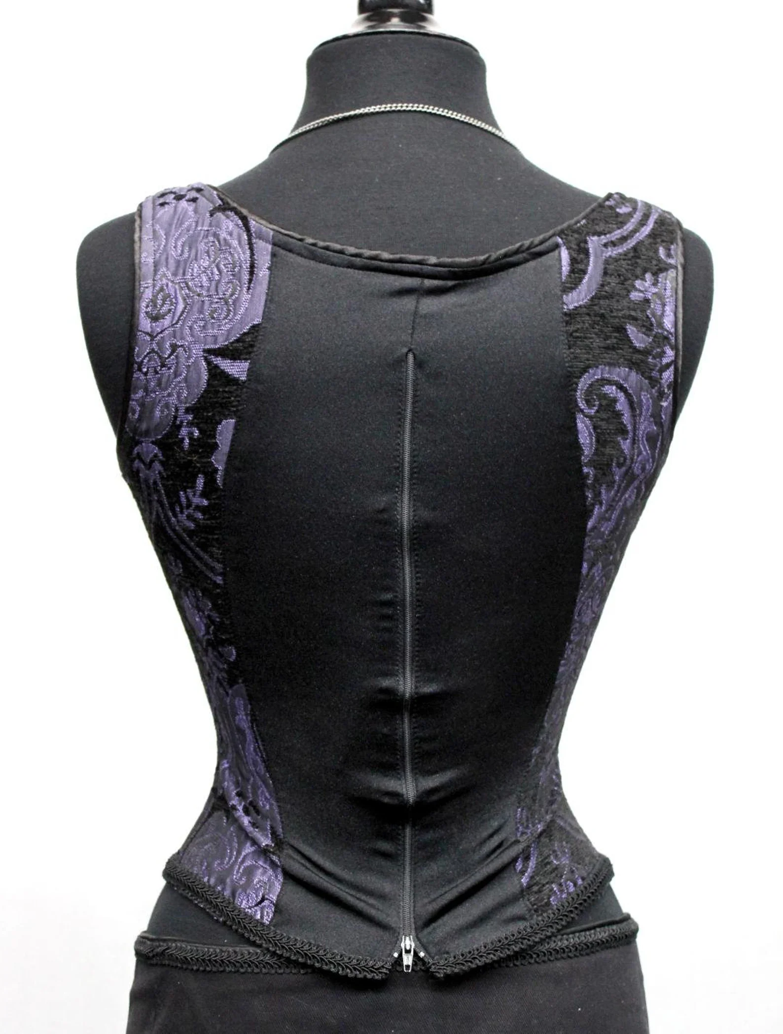 PIN BODICE - PURPLE/BLACK TAPESTRY - Image 3