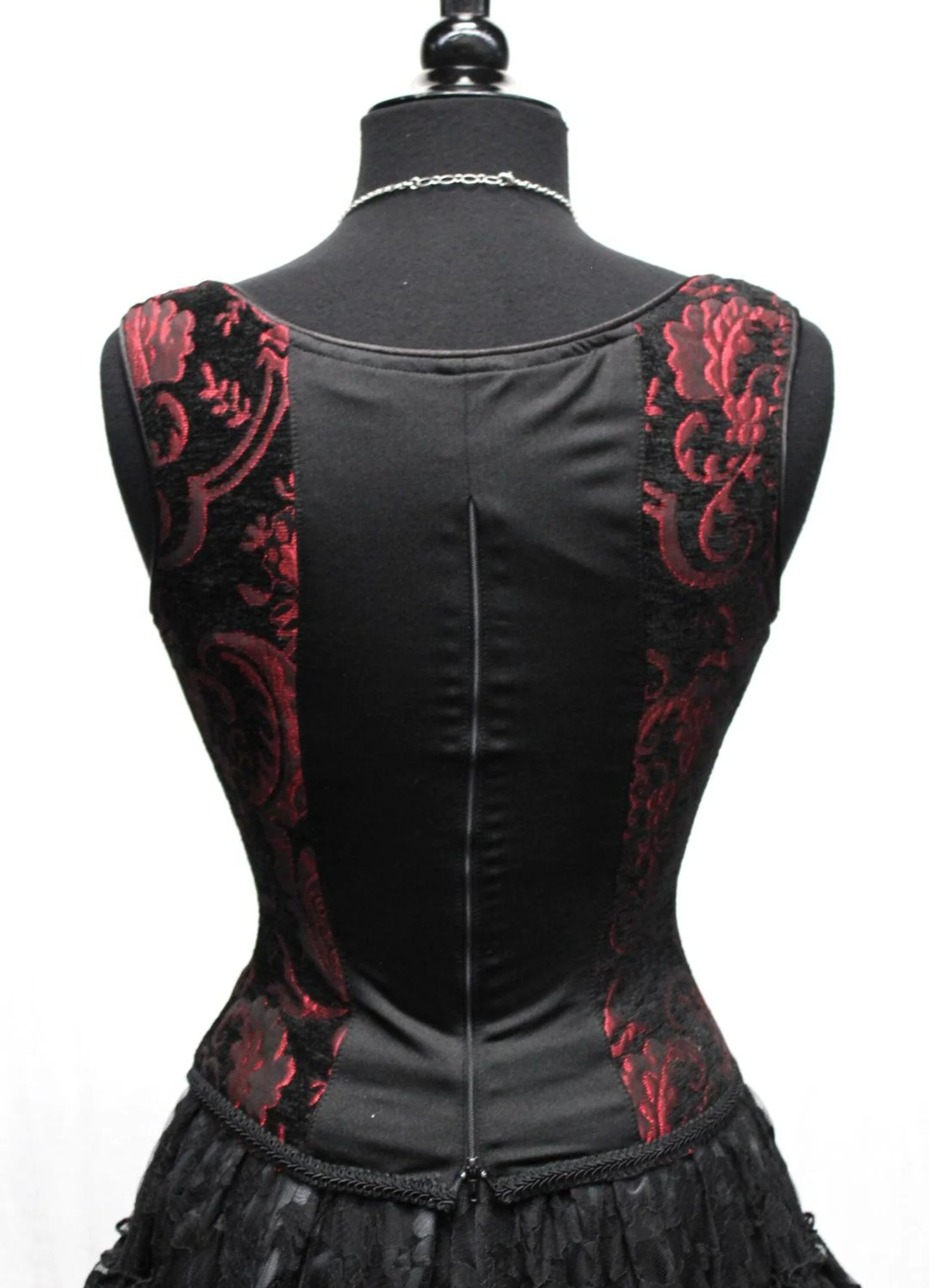 PIN BODICE - RED AND BLACK TAPESTRY - Image 6