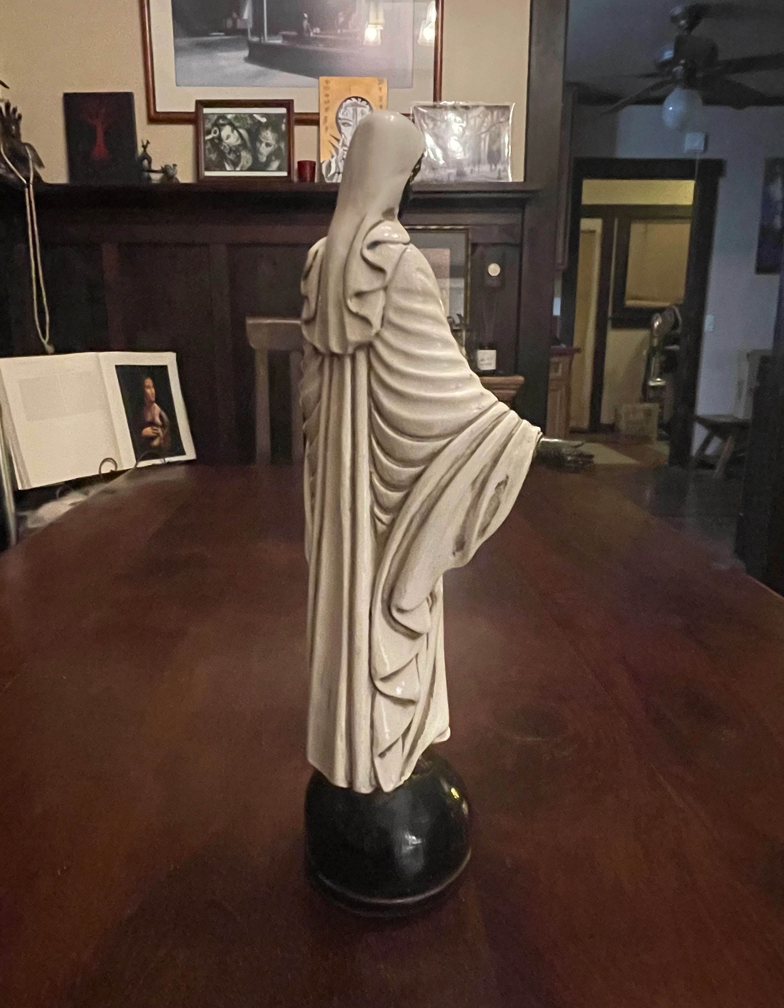 SANTA MARIA FIGURINE. - Image 4