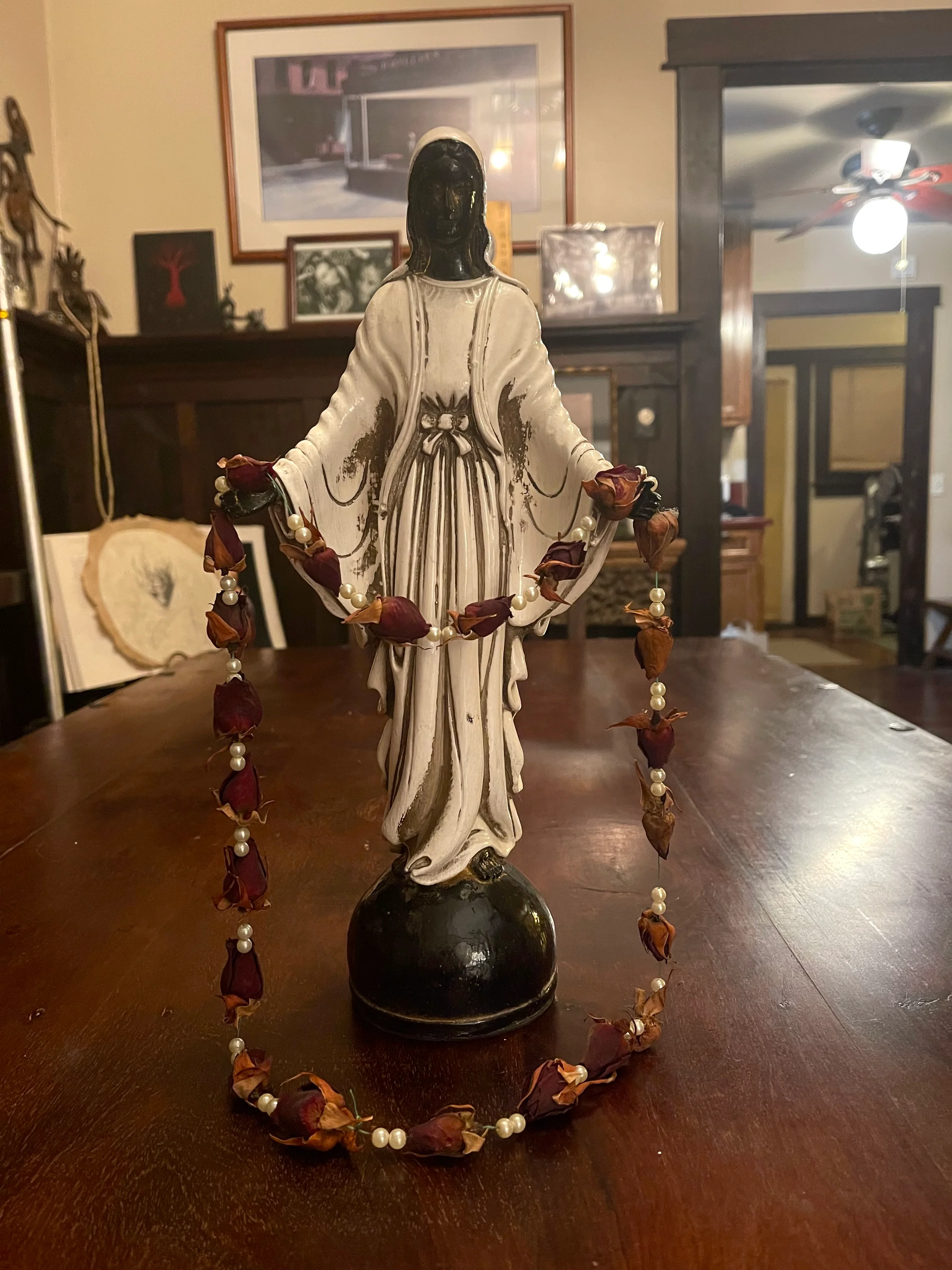 SANTA MARIA FIGURINE. - Image 6