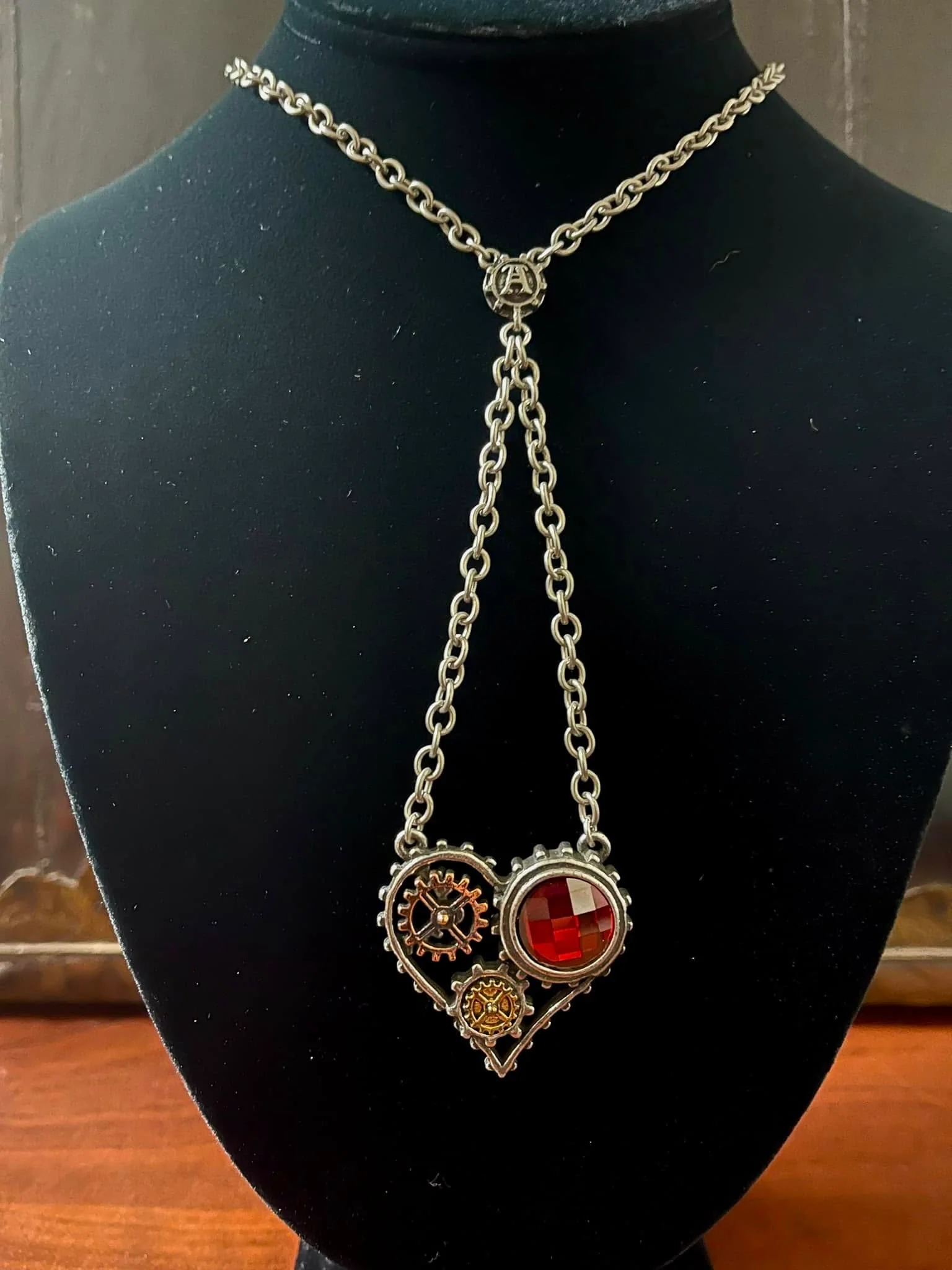 STEAMPUNK HEART NECKLACE - Image 2