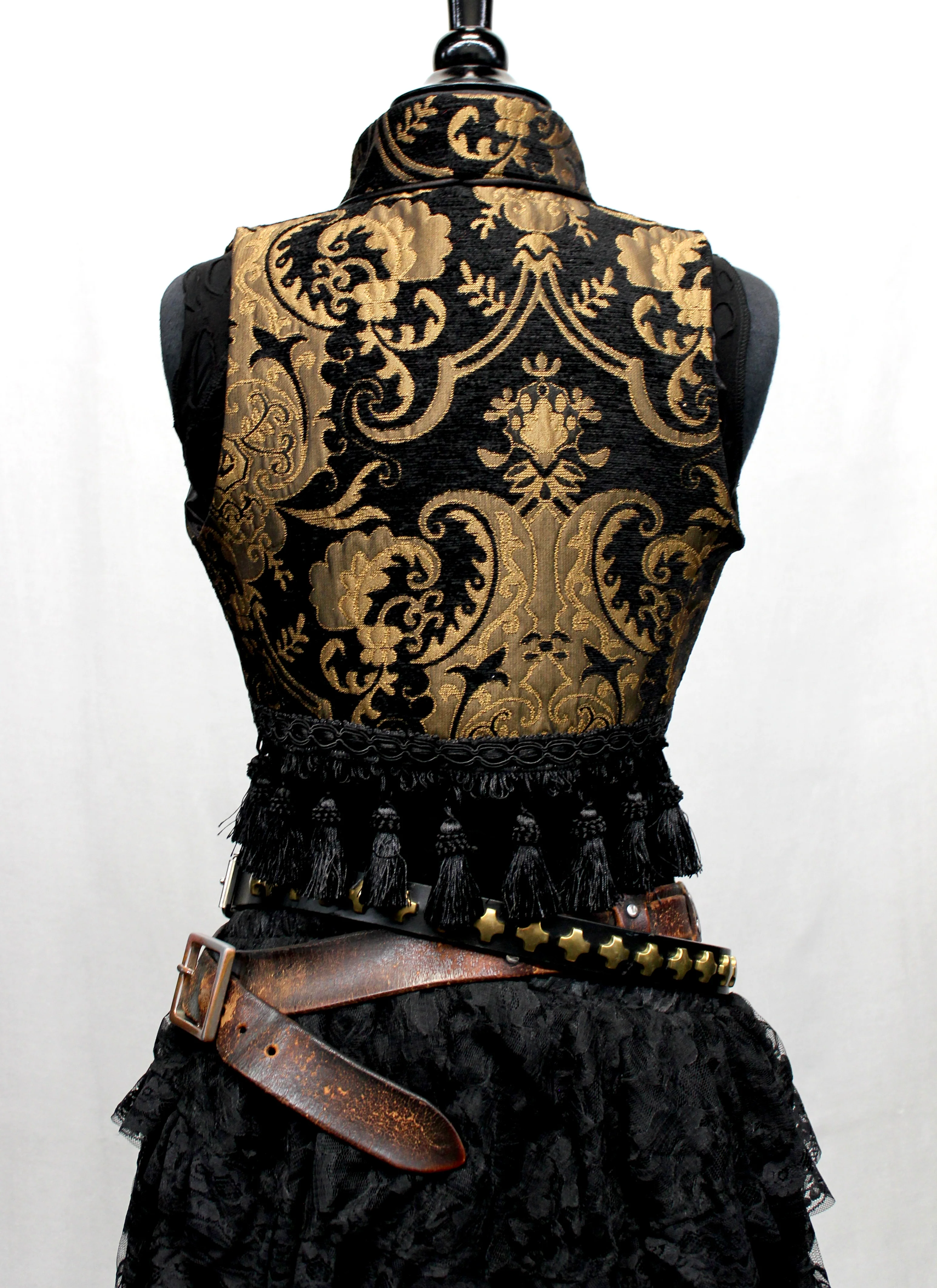 TOREADOR VEST - GOLD/BLACK TAPESTRY - Image 4