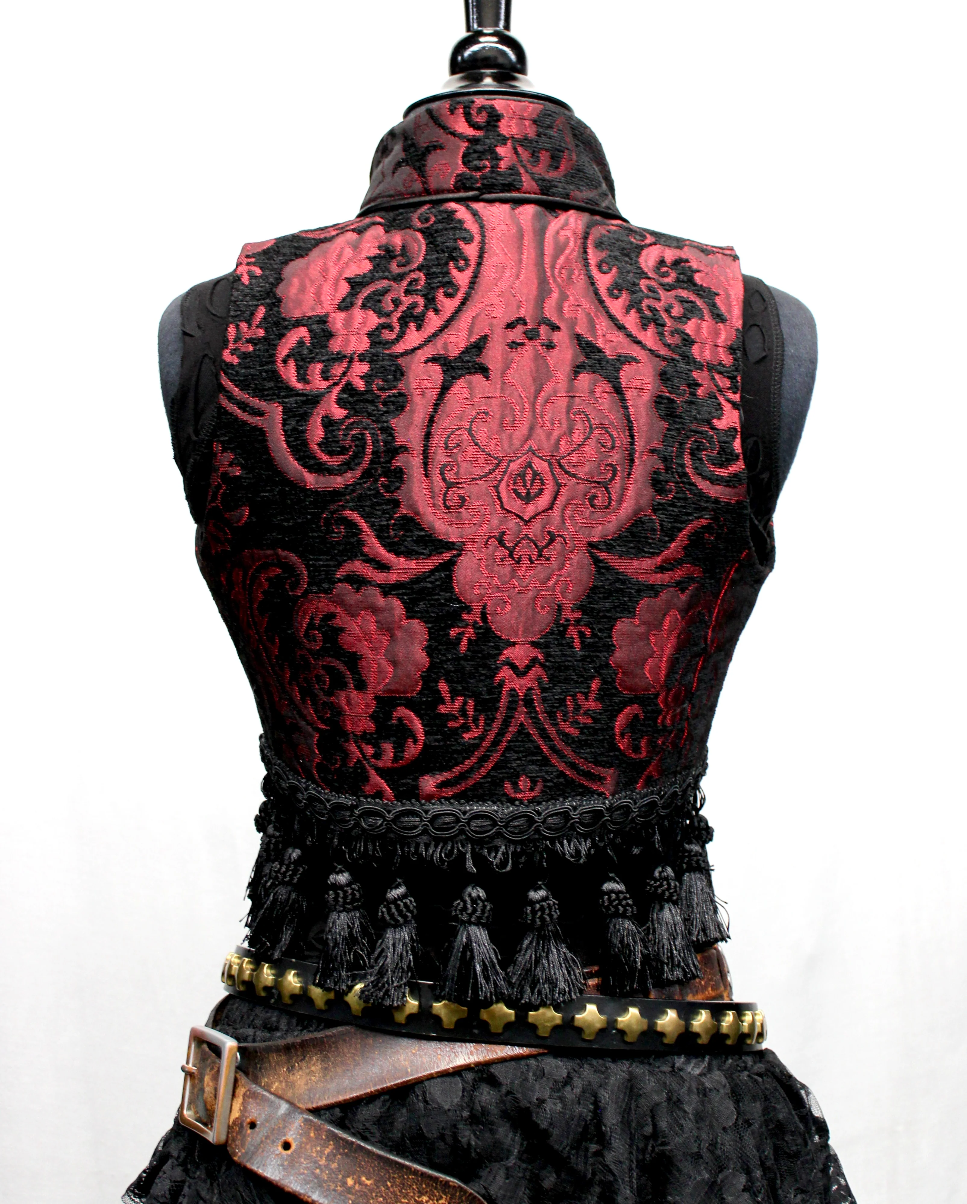 TOREADOR VEST - RED/BLACK TAPESTRY - Image 5