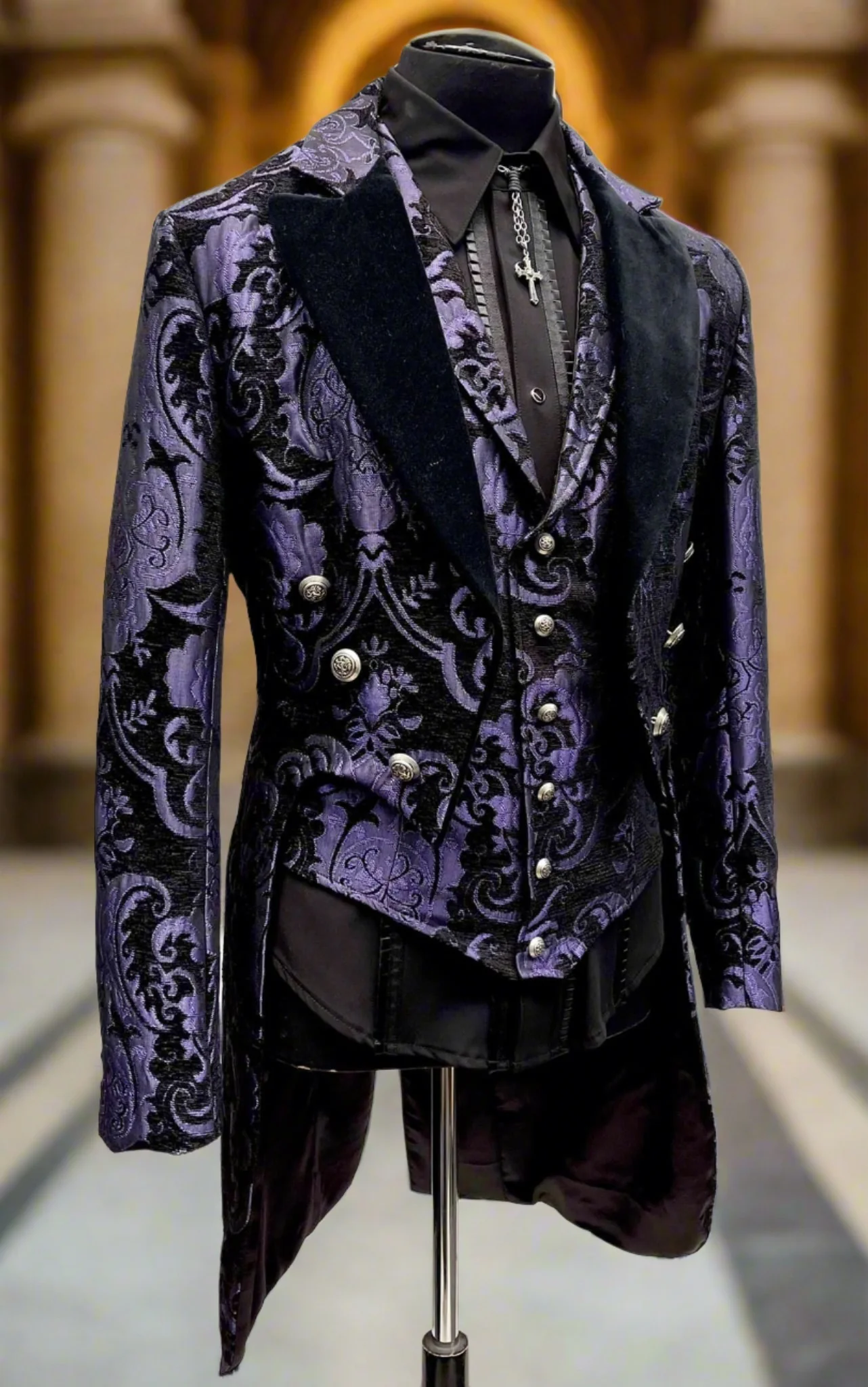 VICTORIAN TAILCOAT - PURPLE/BLACK TAPESTRY - Image 3