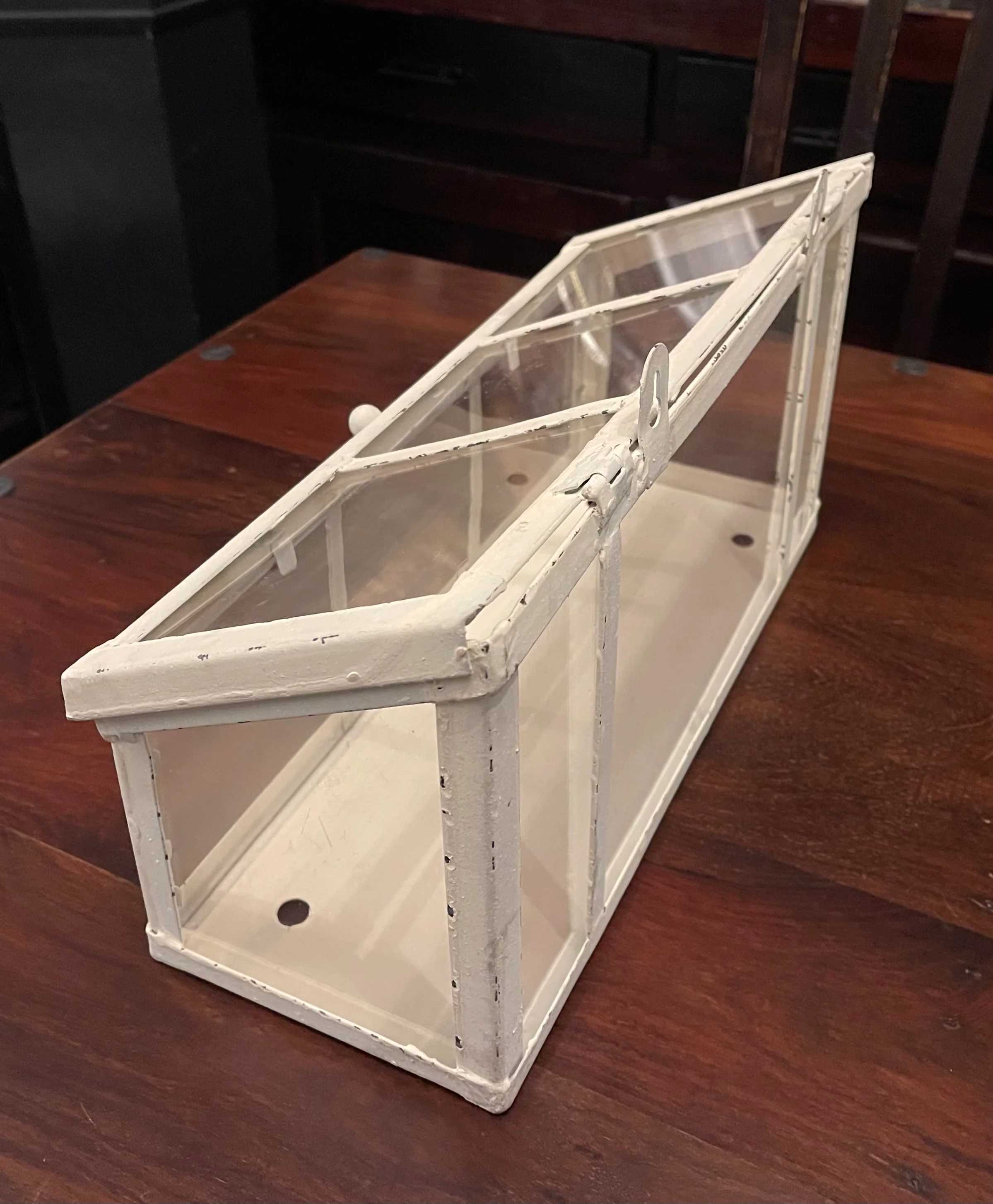 VICTORIAN WINDOW CASKET - Image 2