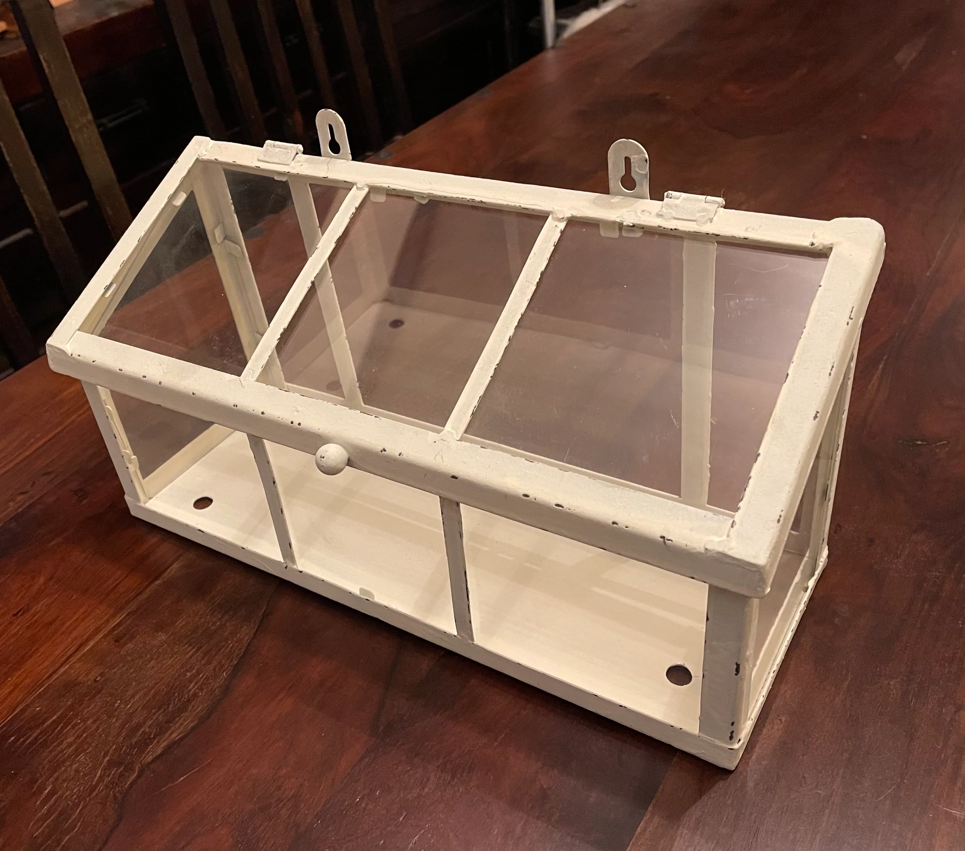 VICTORIAN WINDOW CASKET - Image 3