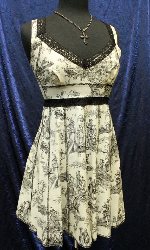 VINTAGE STYLE COCKTAIL DRESS - DIA DE LOS MUERTOS PASTORAL PRINT - Image 2