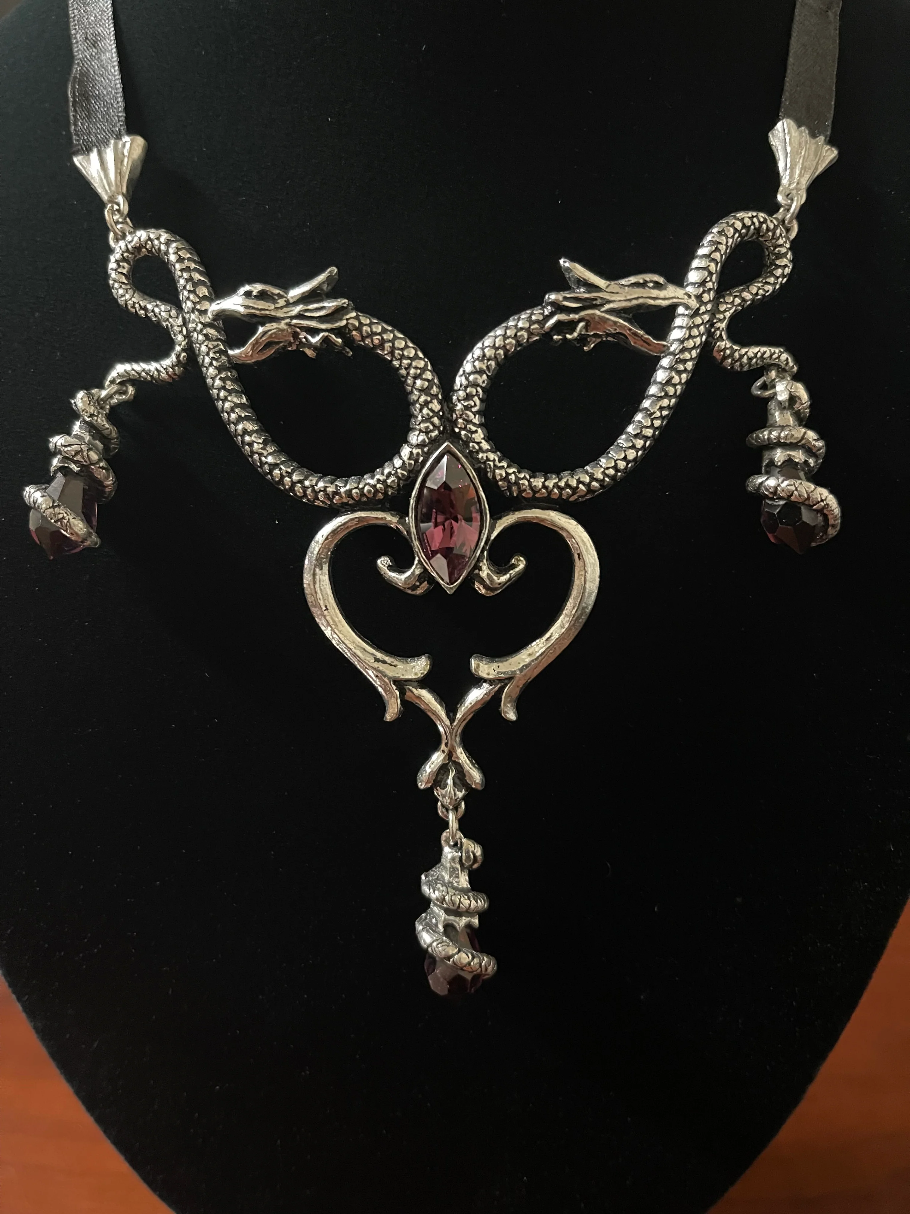 YEAR OF THE SNAKE NECKLACE - Image 2